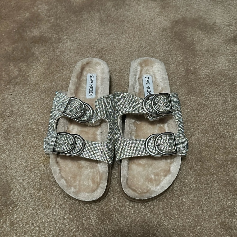 New Steve Madden size 7 no box